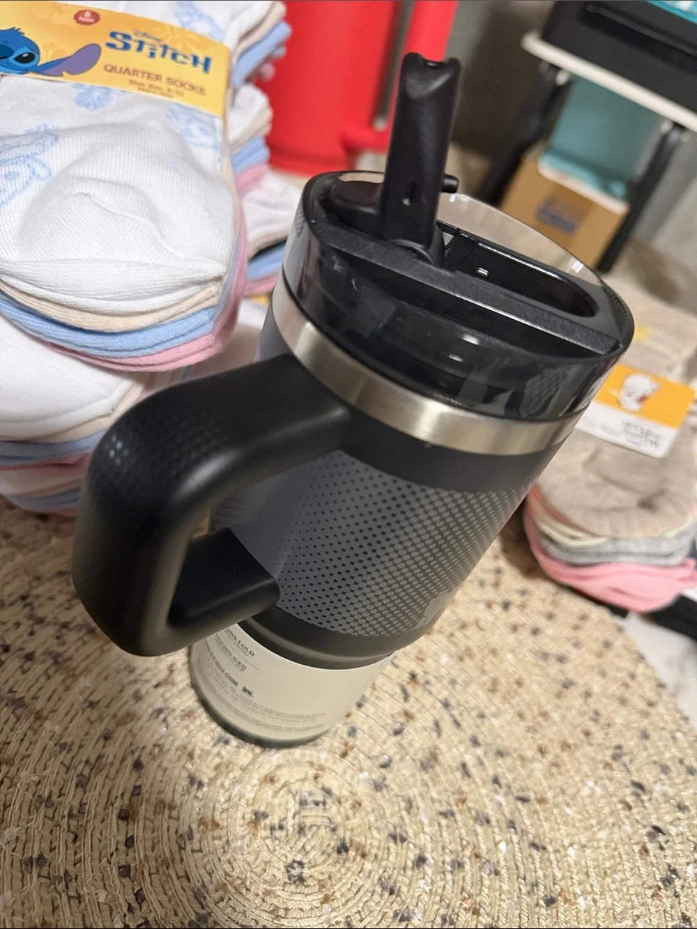 Stanley Black Stainless Quencher ProTour Tumbler with Handle - Picture 4 of 4
